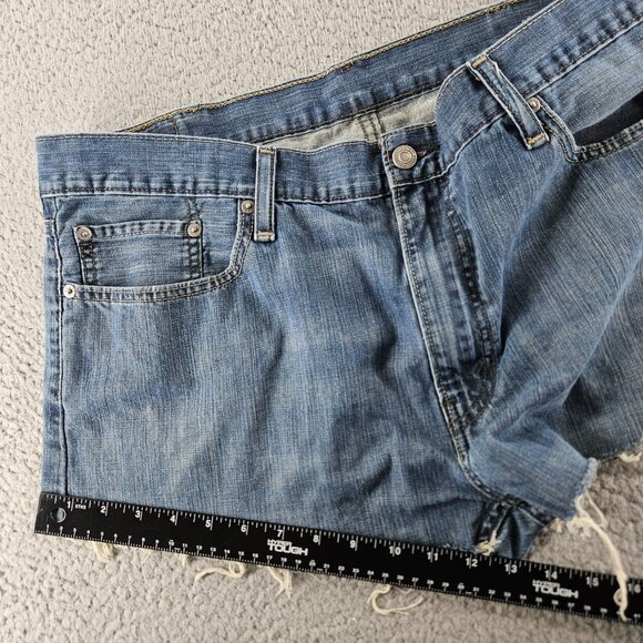 Levis 514 Denim Shorts Womens 38 Blue Distressed Cut Off Raw Hem Classic Jean - Picture 11 of 16
